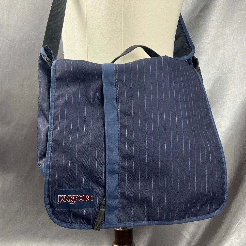 Jansport navy blue